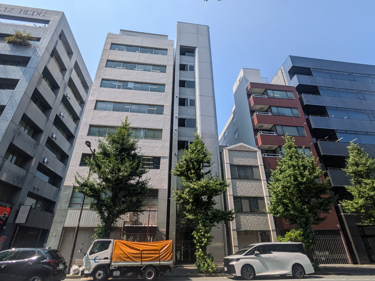 v20251008150721/fresh/building/J00100382438_1