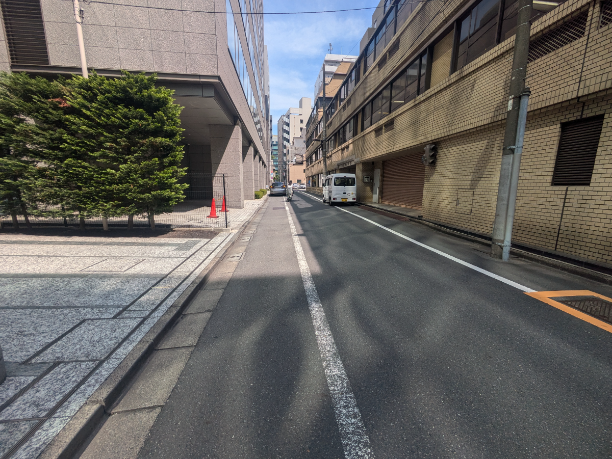 v20251008150721/fresh/building/J00100382646_21