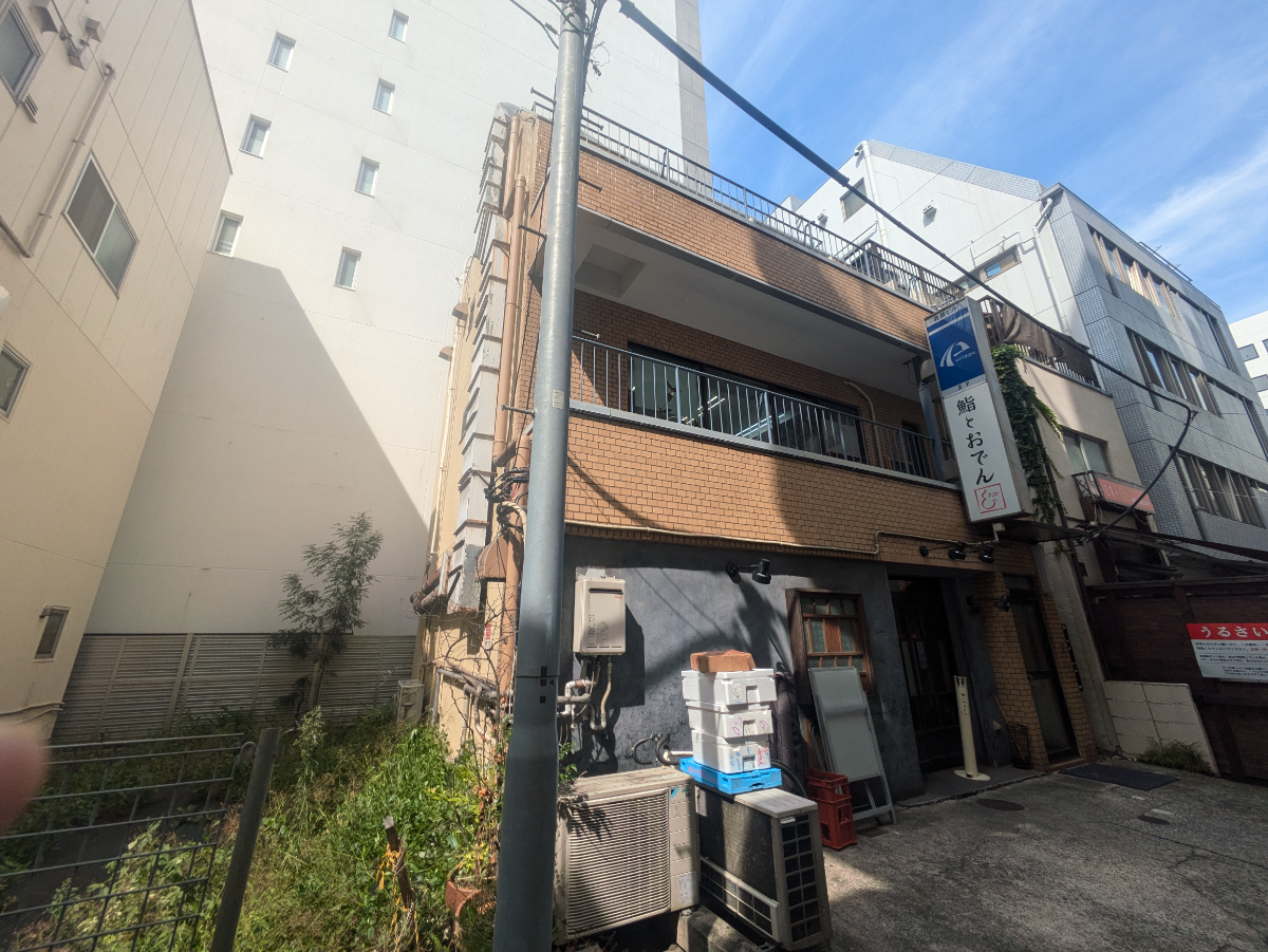v20251008150721/fresh/building/J00100382648_6