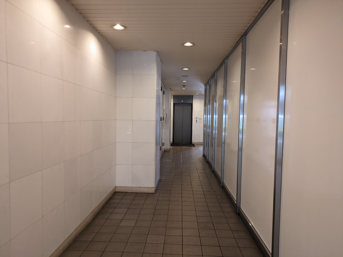 v20251008150721/fresh/building/J00100382938_13