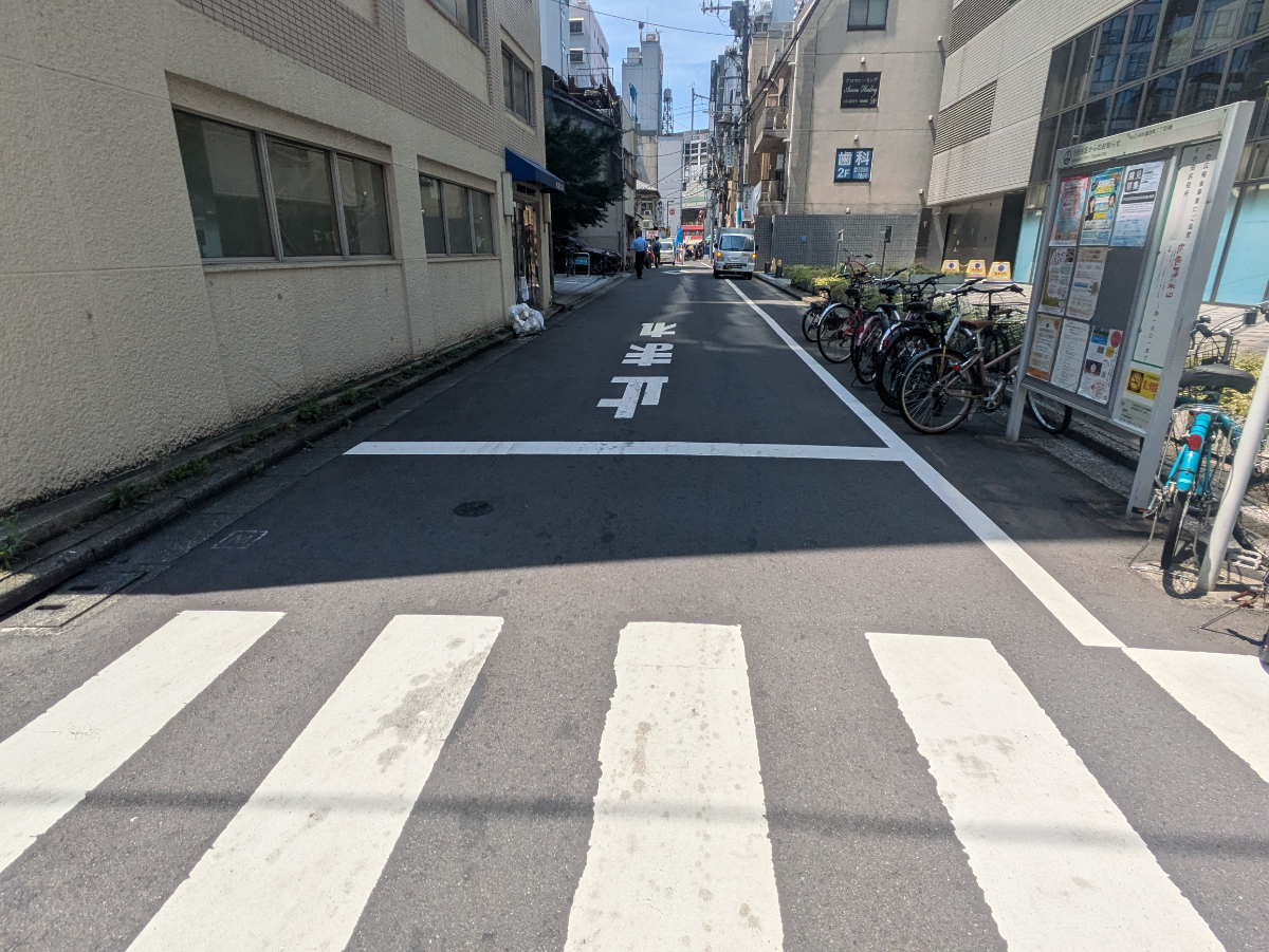 v20251008150721/fresh/building/J00100388208_12