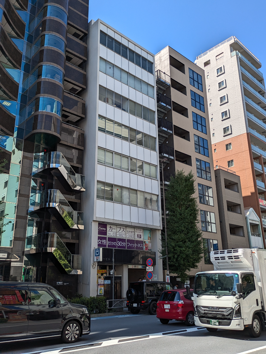 v20251008150721/fresh/building/J00100401592_8