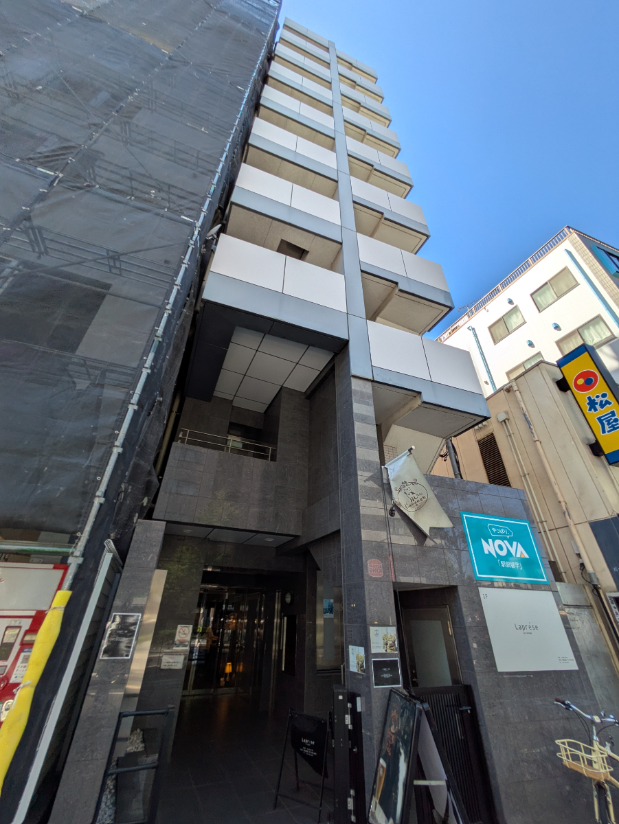 v20251008150721/fresh/building/J00100408848_14