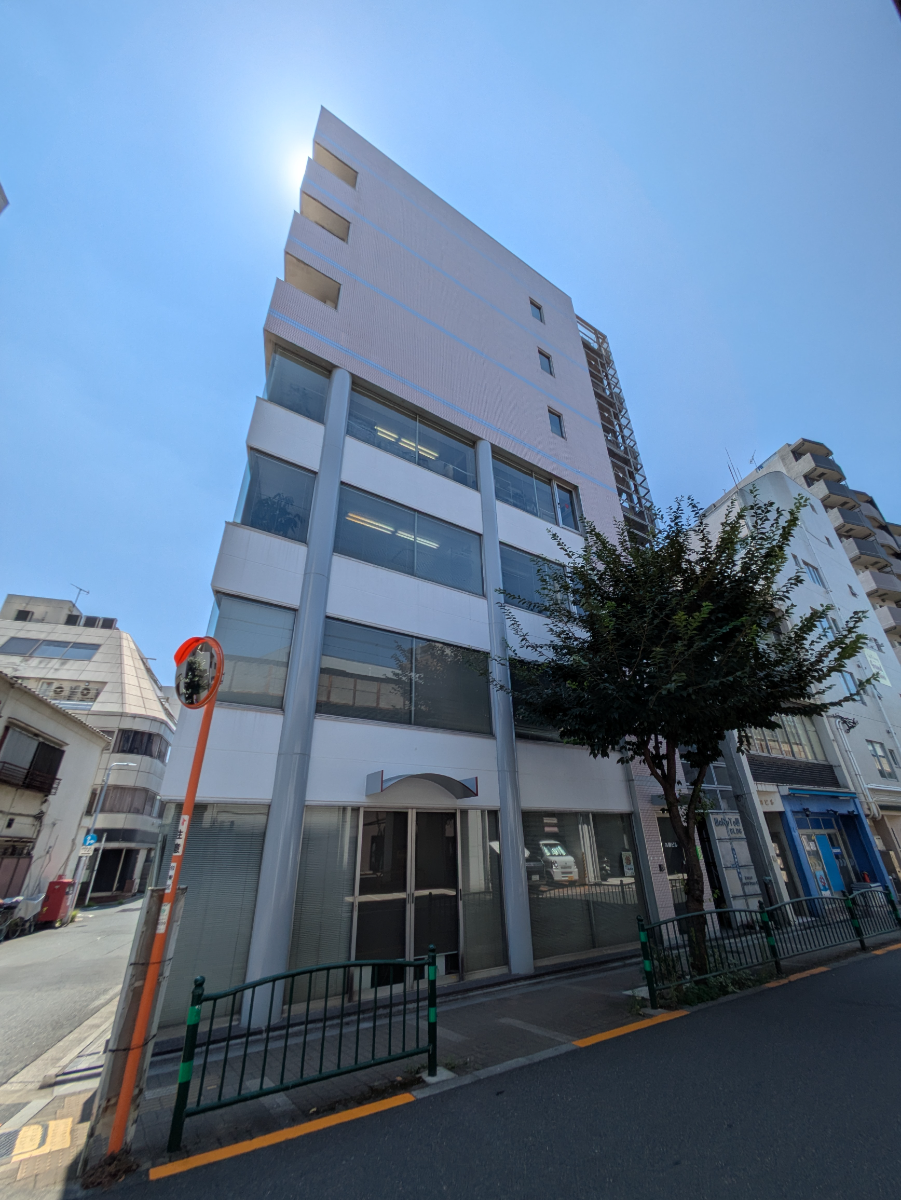 v20251008150721/fresh/building/J00100416082_7