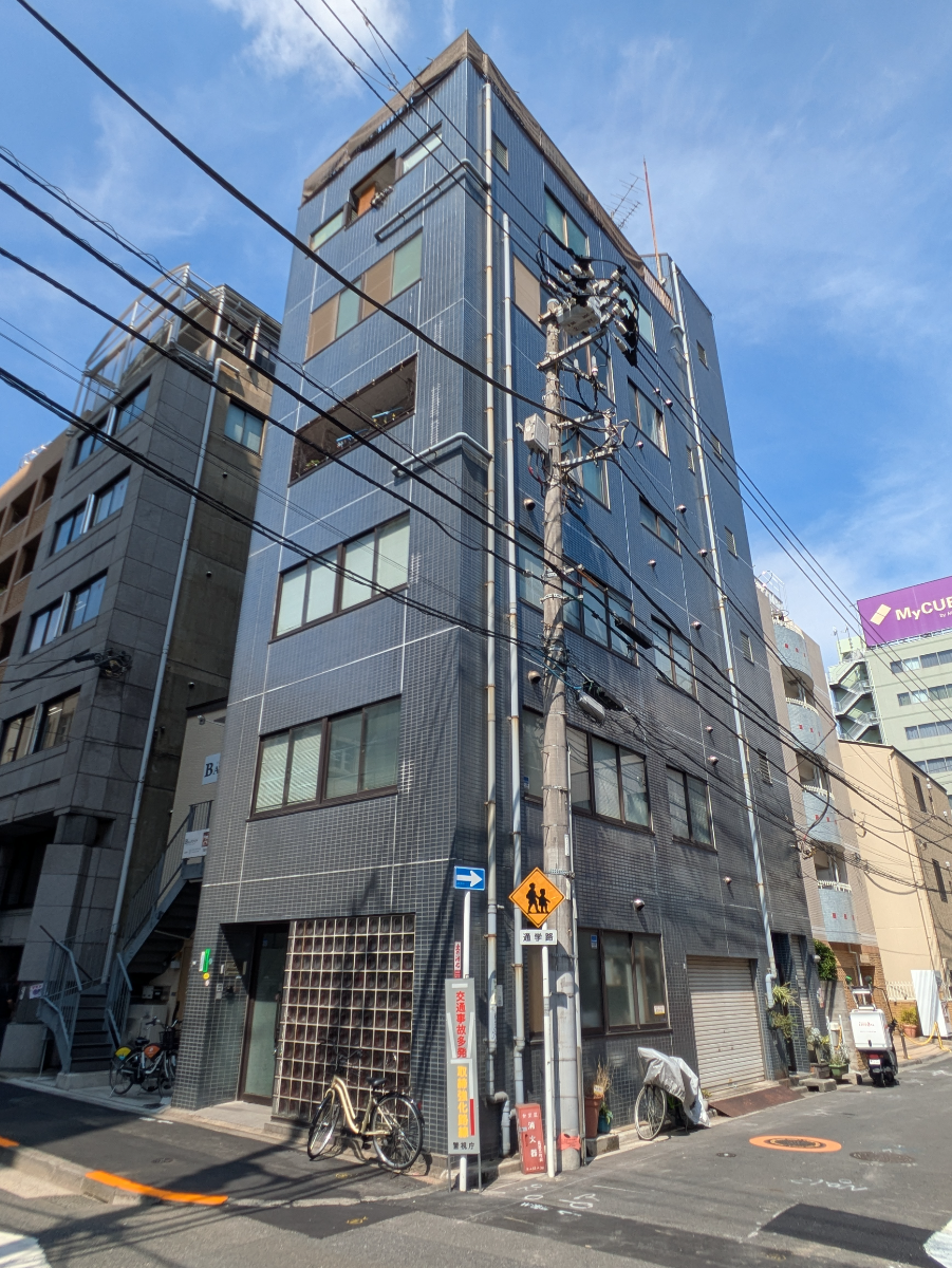 v20251008150721/fresh/building/J00100443114_8