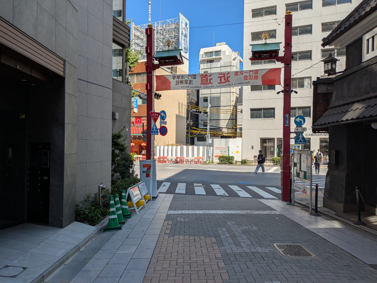 v20251008150721/fresh/building/J00100509251_14