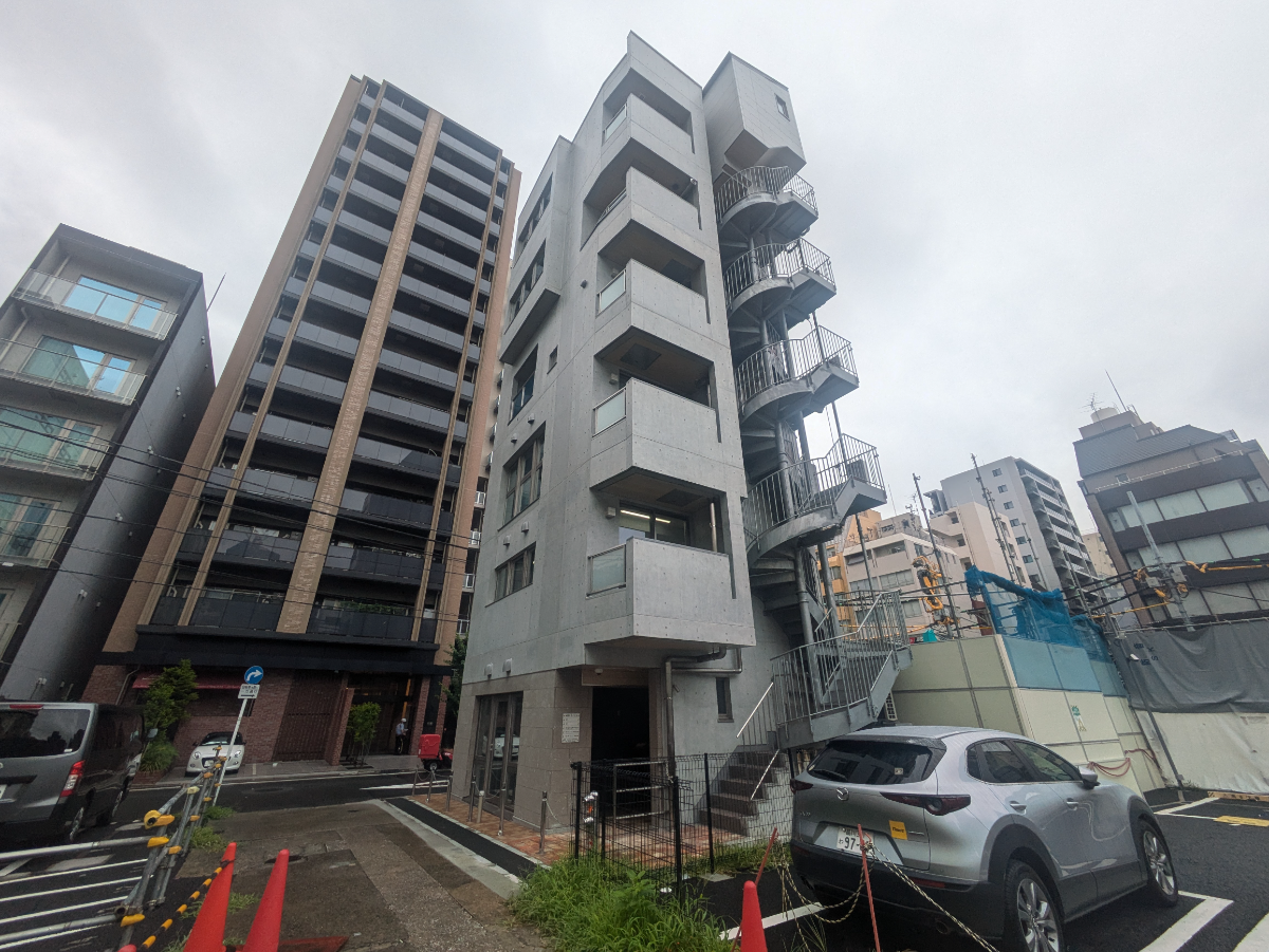 v20251008150721/fresh/building/J00100514097_6