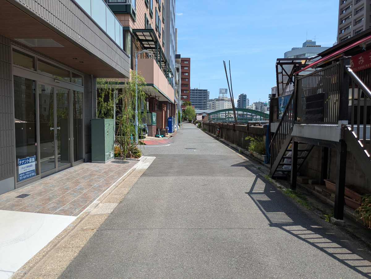 v20251008150721/fresh/building/J00100631562_2
