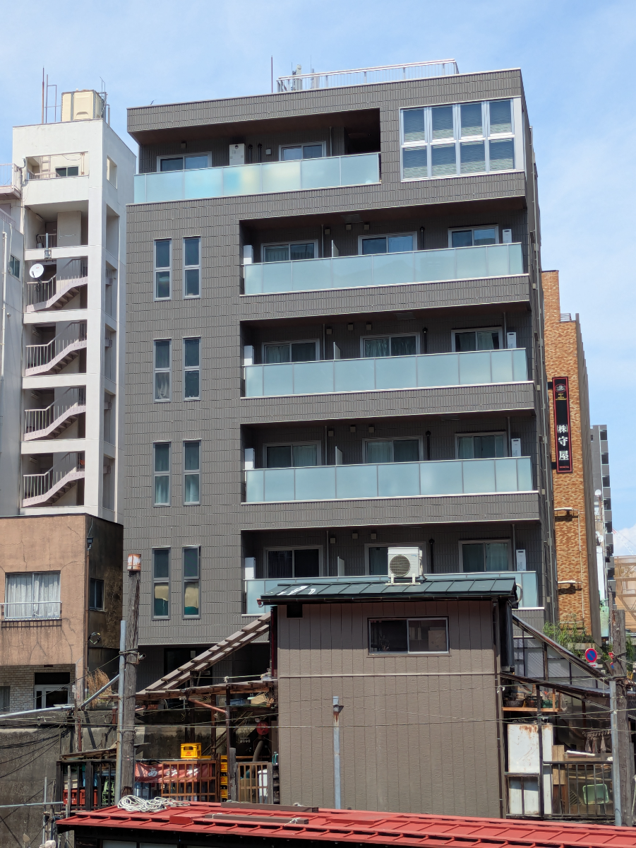 v20251008150721/fresh/building/J00100631562_6