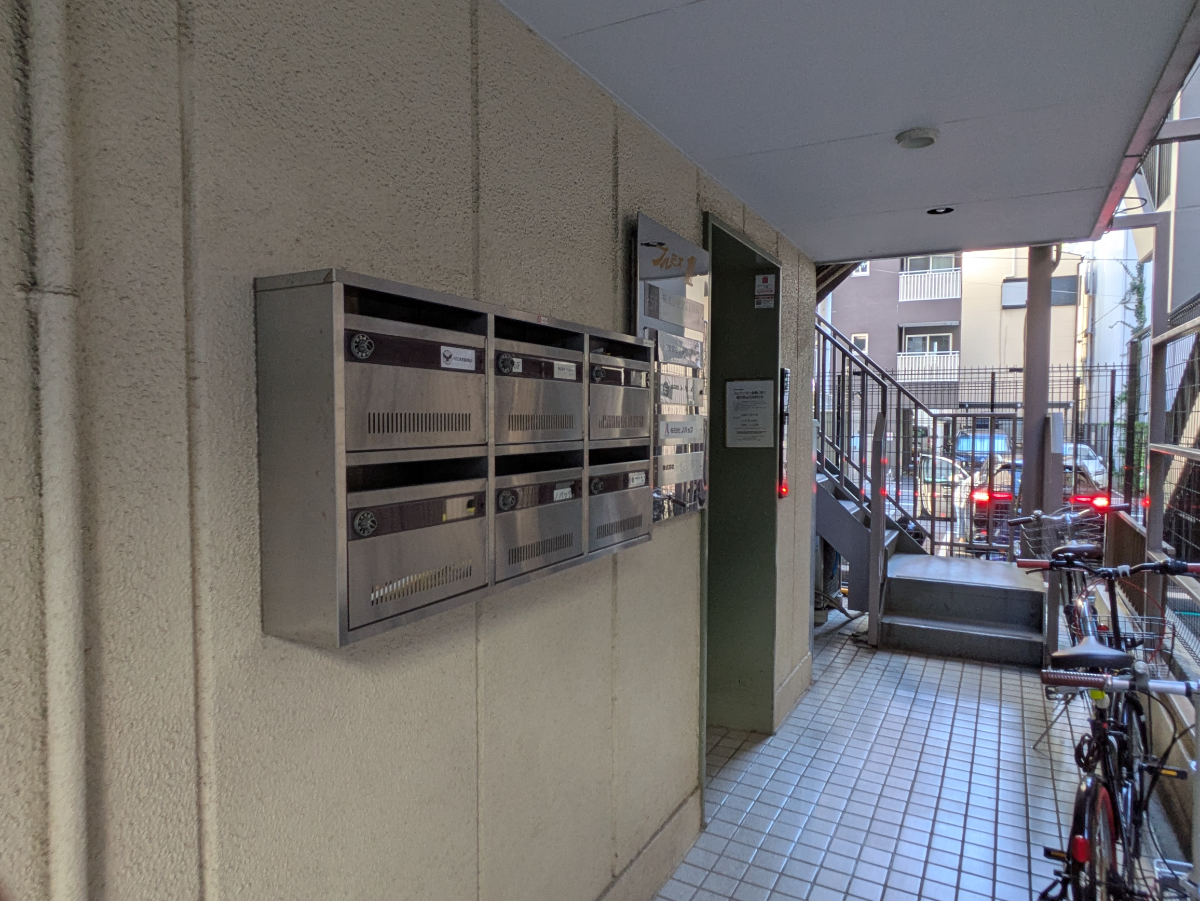 v20251009150657/fresh/building/J00100359158_10