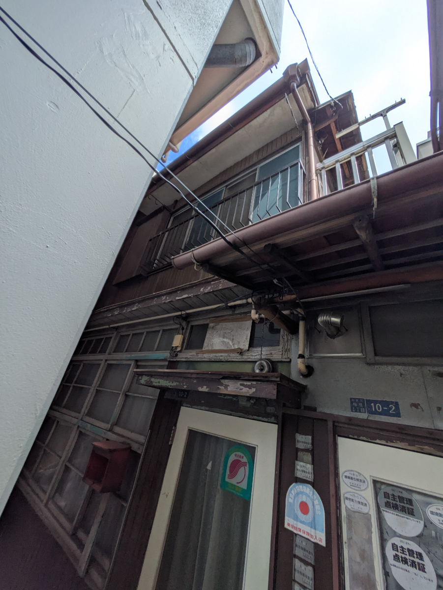 v20251009150657/fresh/building/J00100359514_5