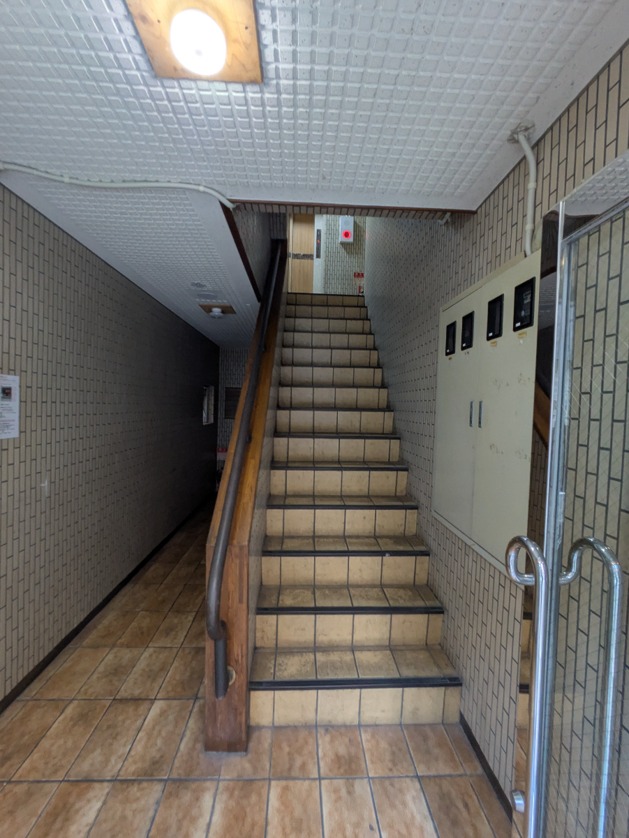 v20251009150657/fresh/building/J00100362389_12
