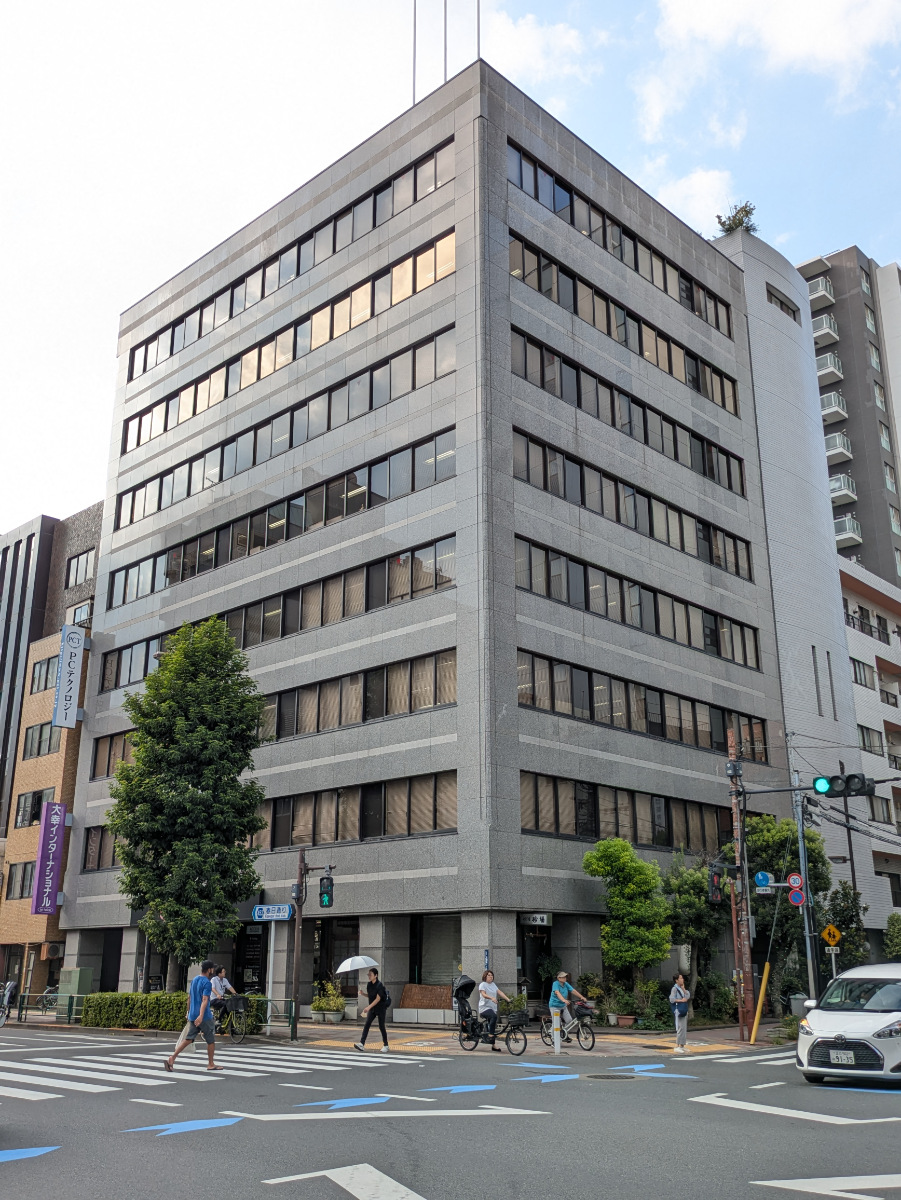 v20251009150657/fresh/building/J00100363717_14