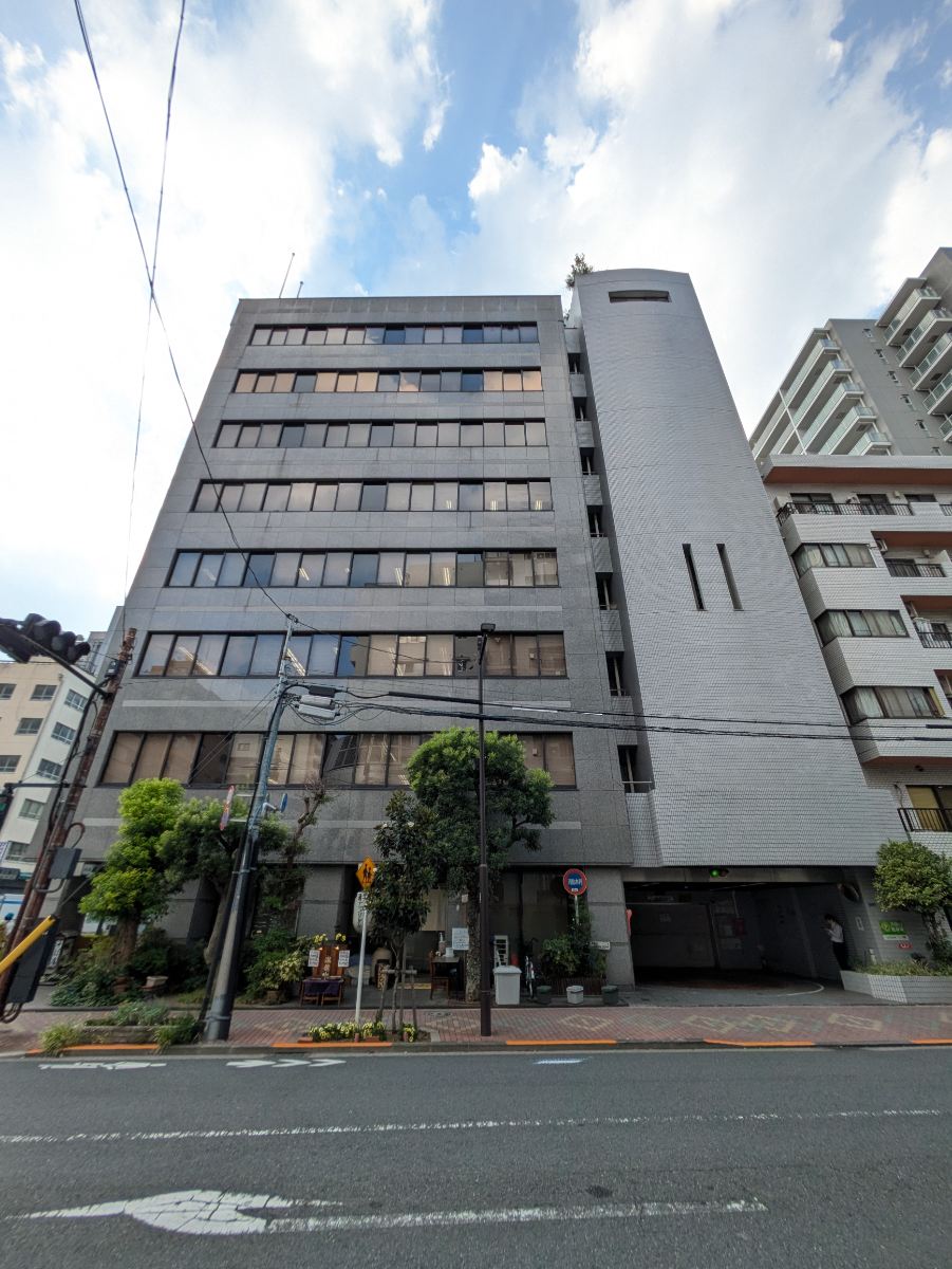 v20251009150657/fresh/building/J00100363717_16