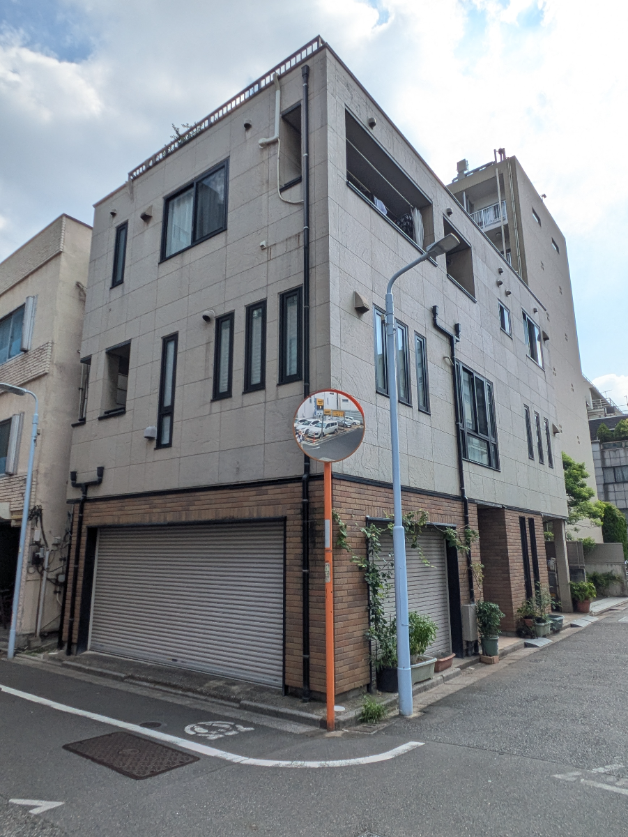 v20251009150657/fresh/building/J00100365403_8