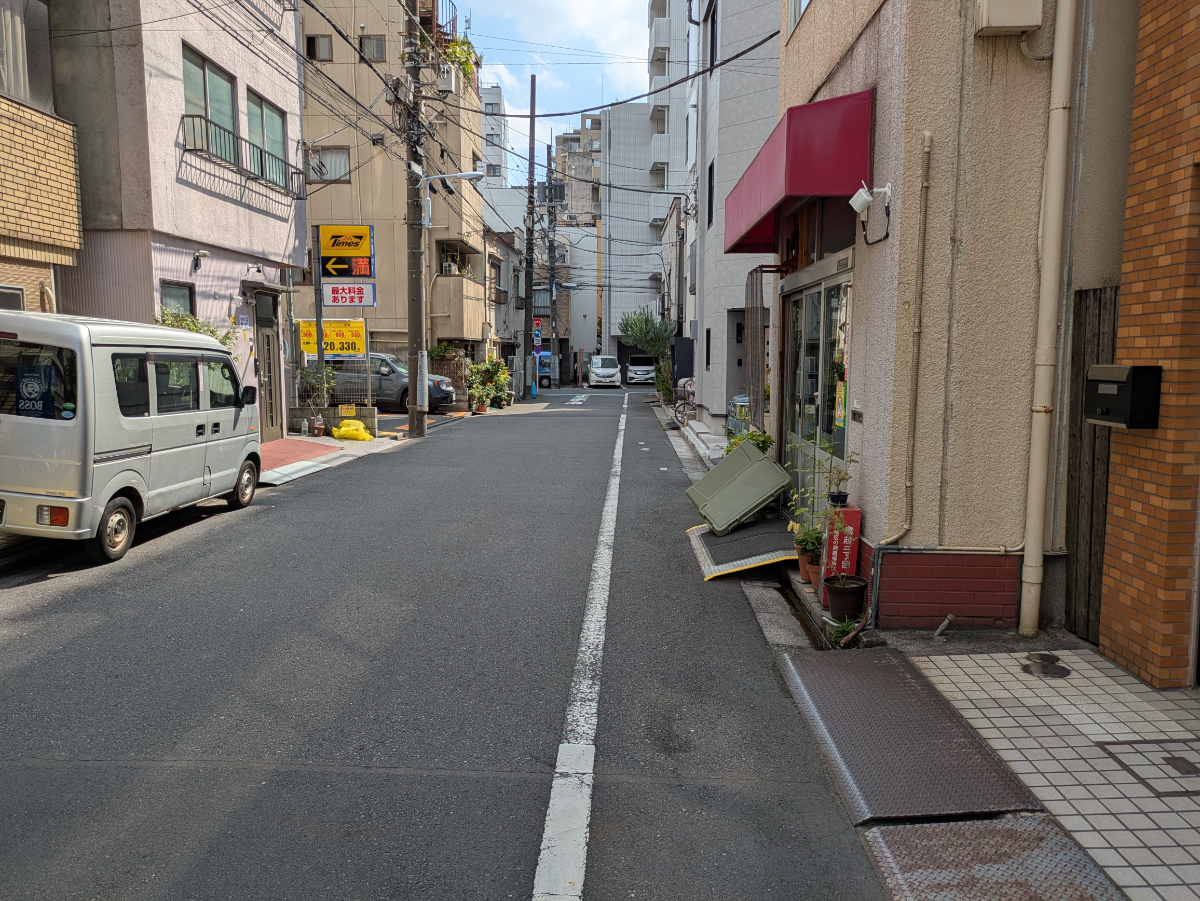 v20251009150657/fresh/building/J00100366435_2