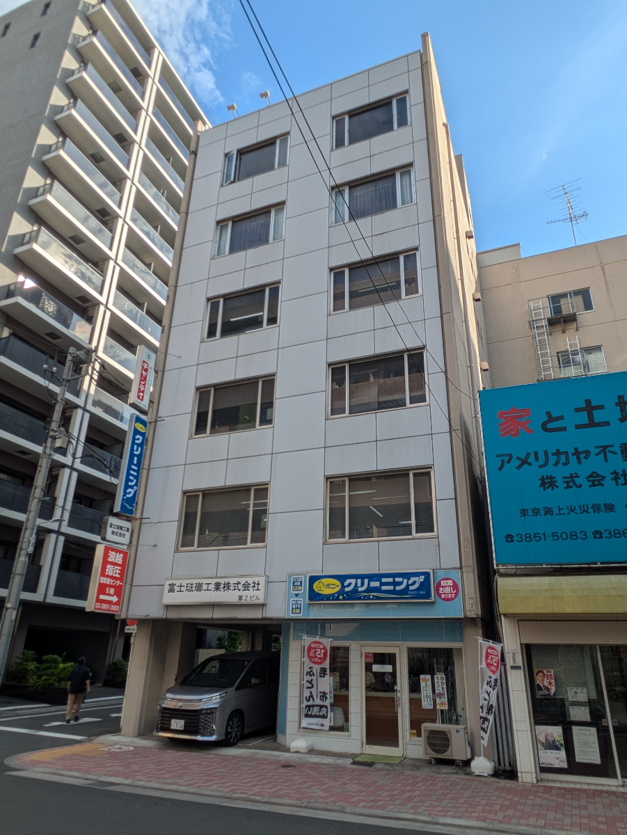 v20251009150657/fresh/building/J00100366530_6