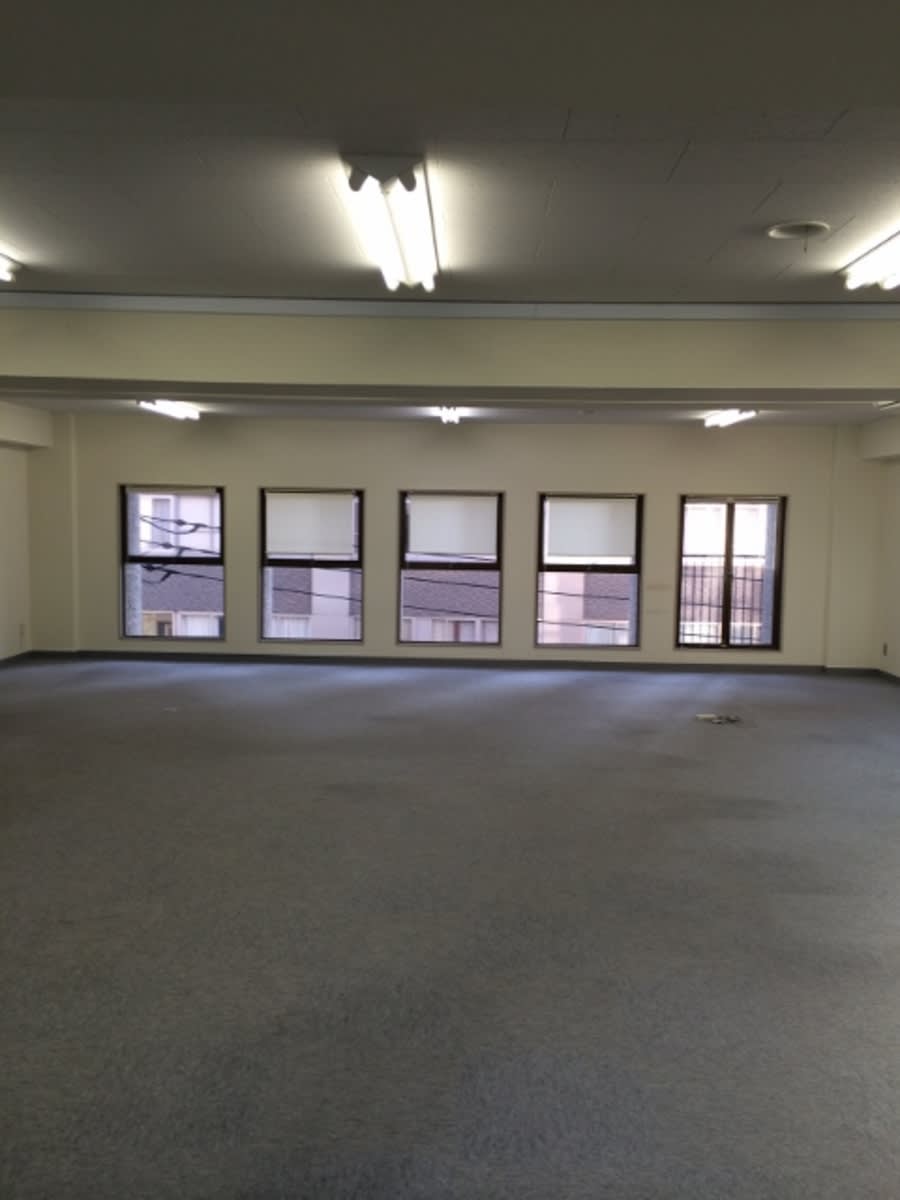 v20251009150657/fresh/building/J00100366572_6