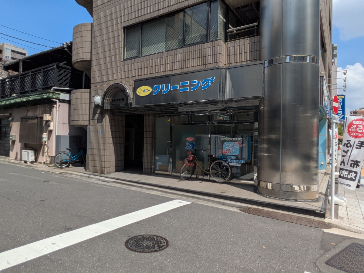 v20251009150657/fresh/building/J00100368274_14