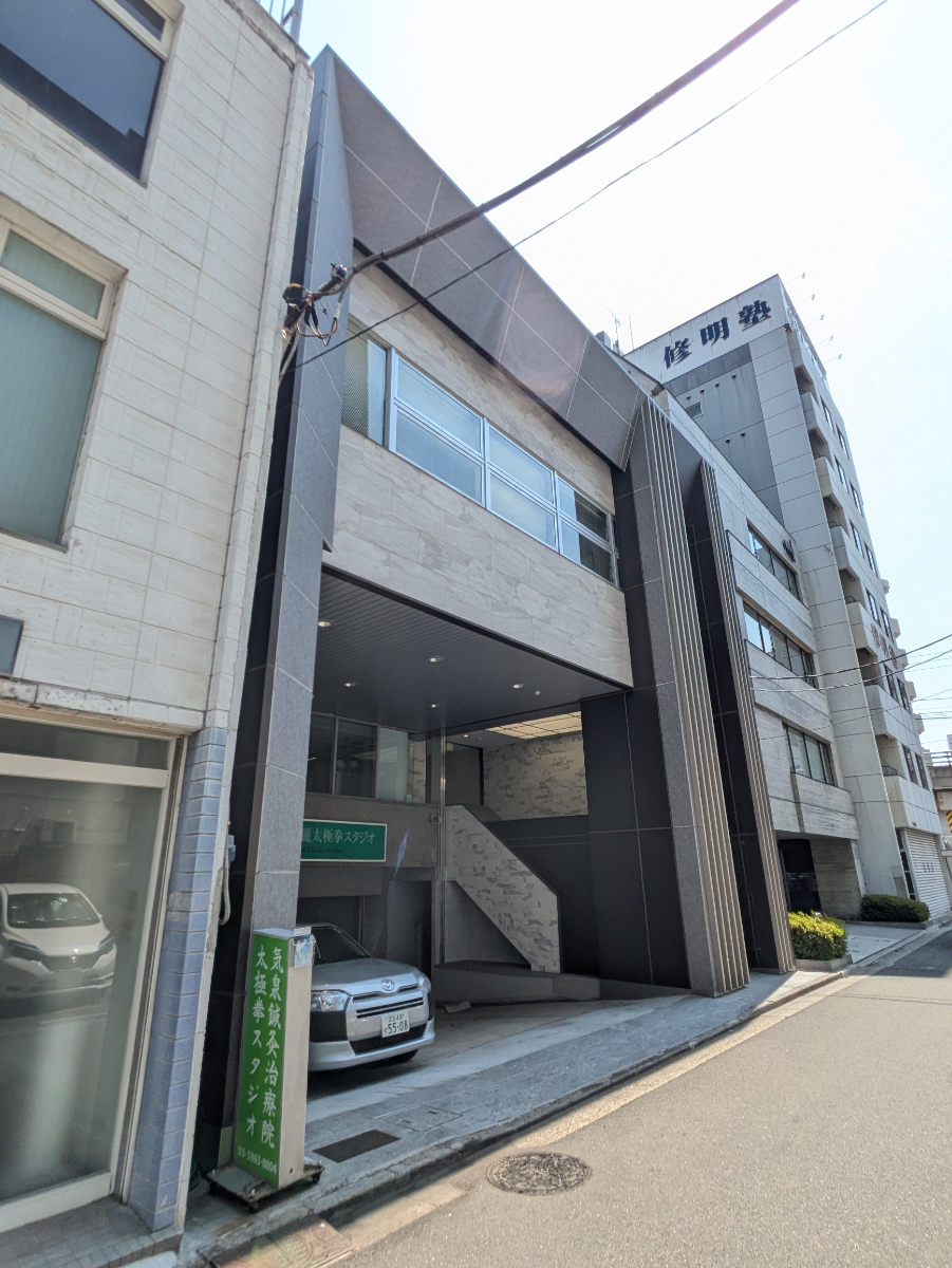 v20251009150657/fresh/building/J00100371008_5