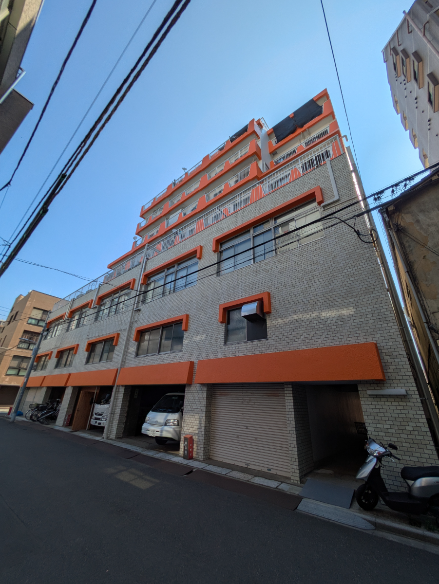 v20251009150657/fresh/building/J00100379168_5