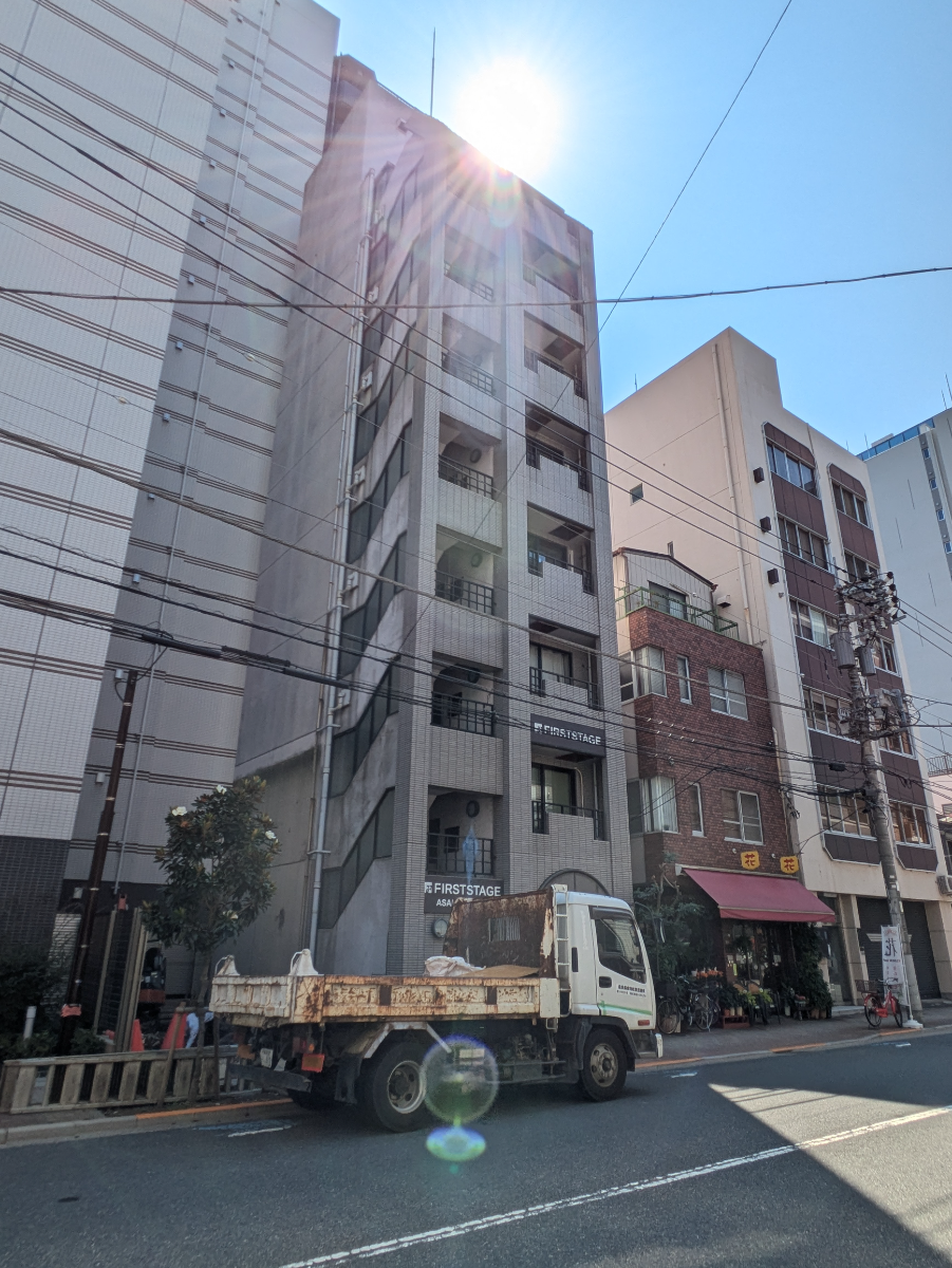 v20251009150657/fresh/building/J00100379169_12