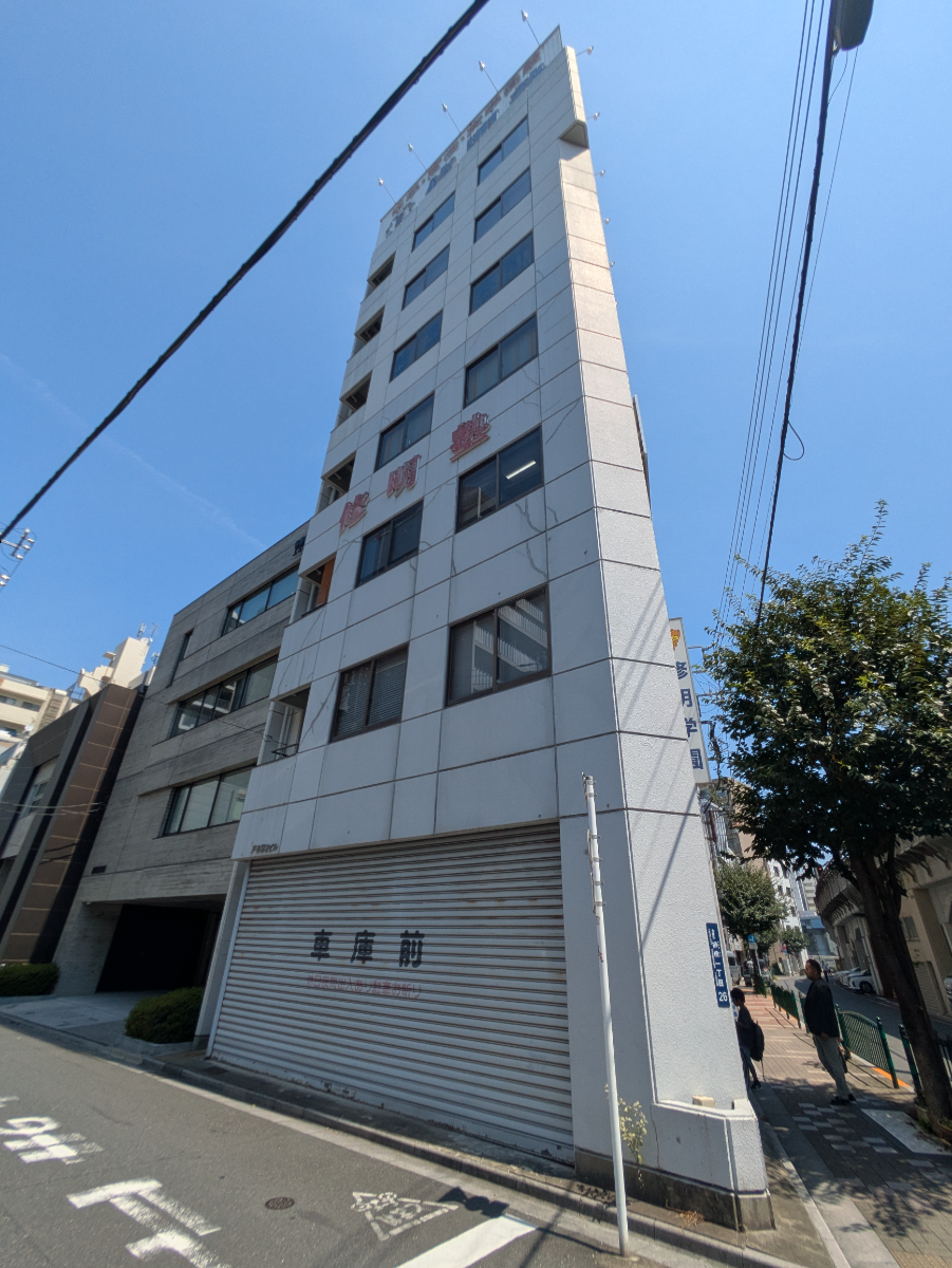 v20251009150657/fresh/building/J00100379206_7