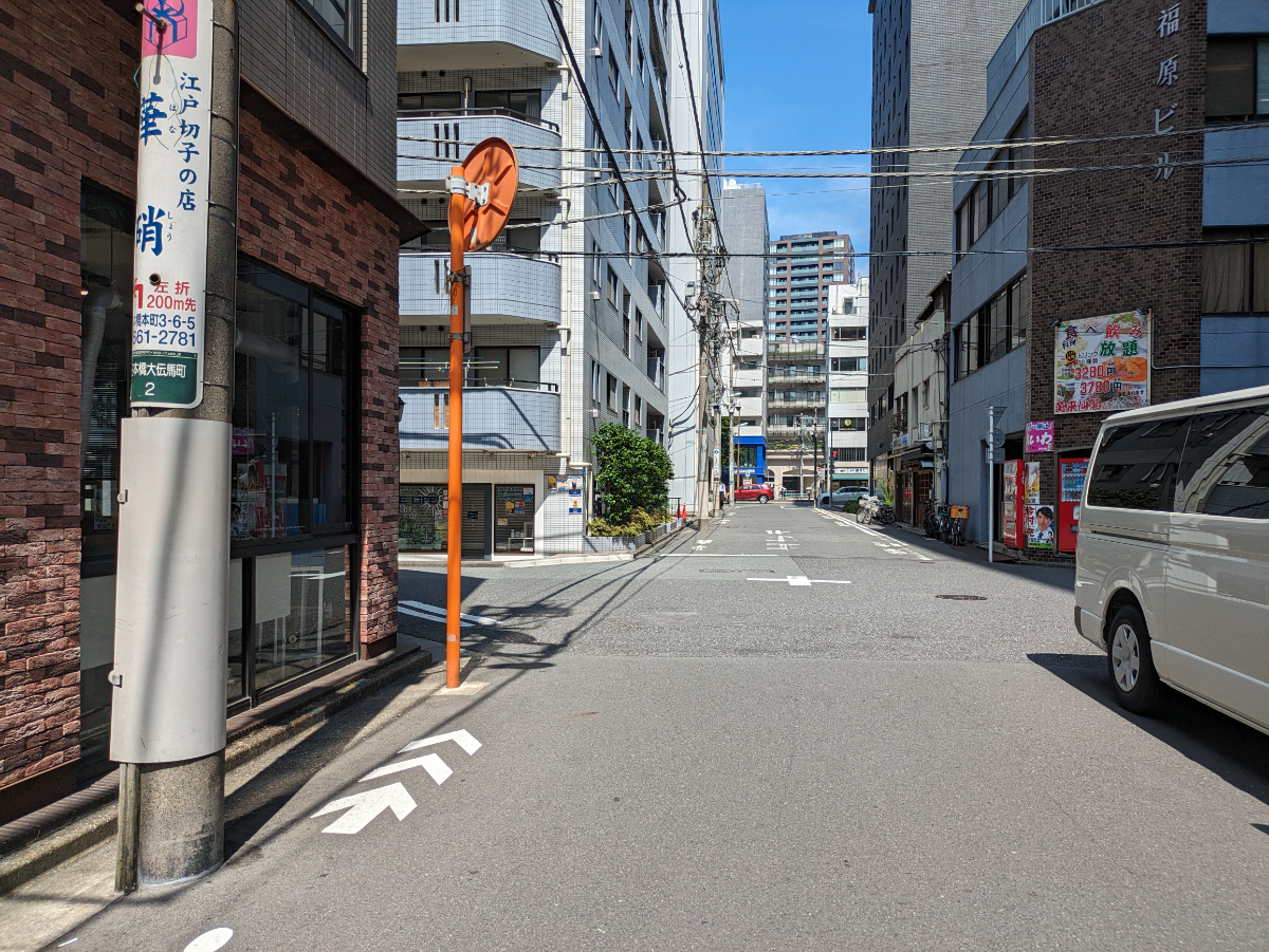 v20251009150657/fresh/building/J00100379776_8