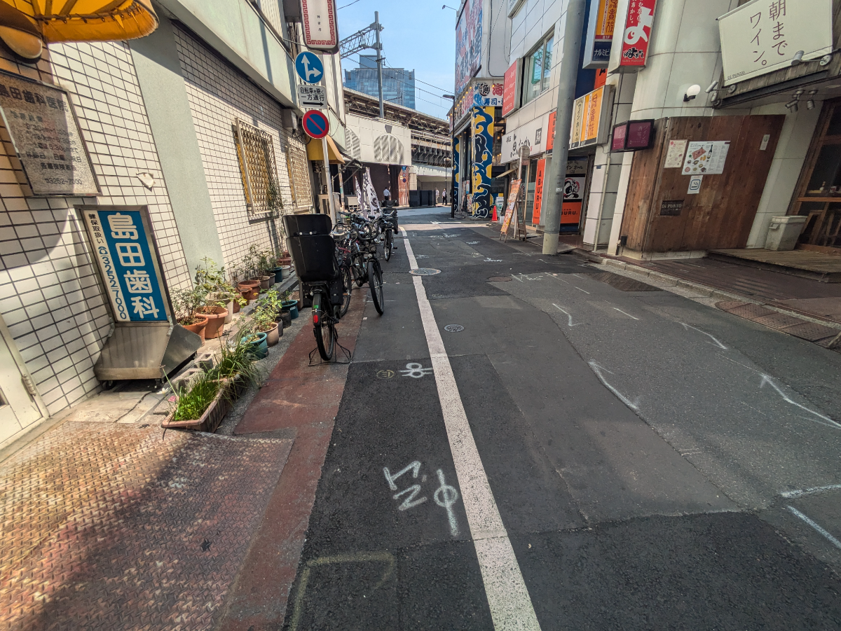 v20251009150657/fresh/building/J00100382559_2