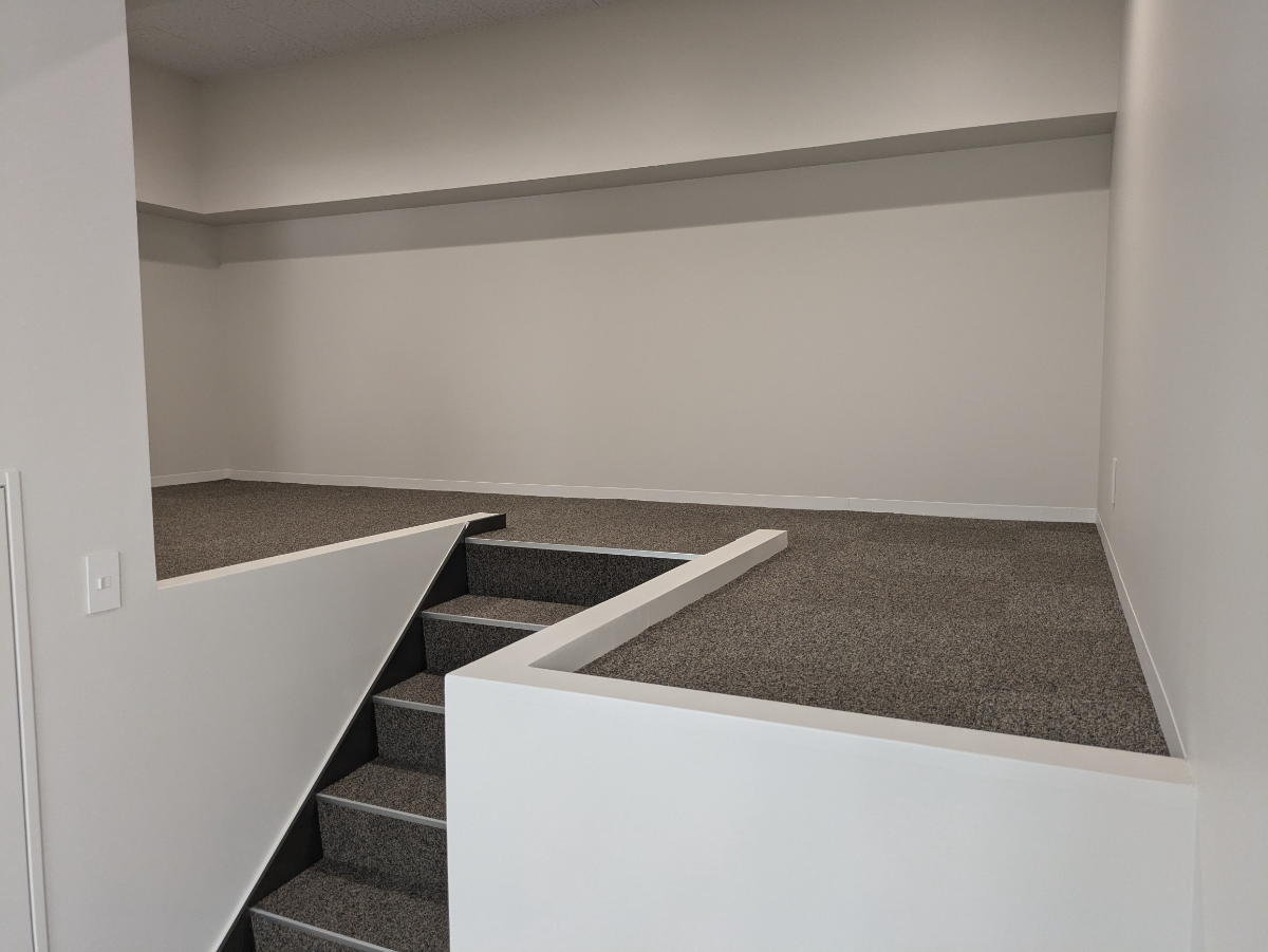 v20251009150657/fresh/building/J00100383607_8