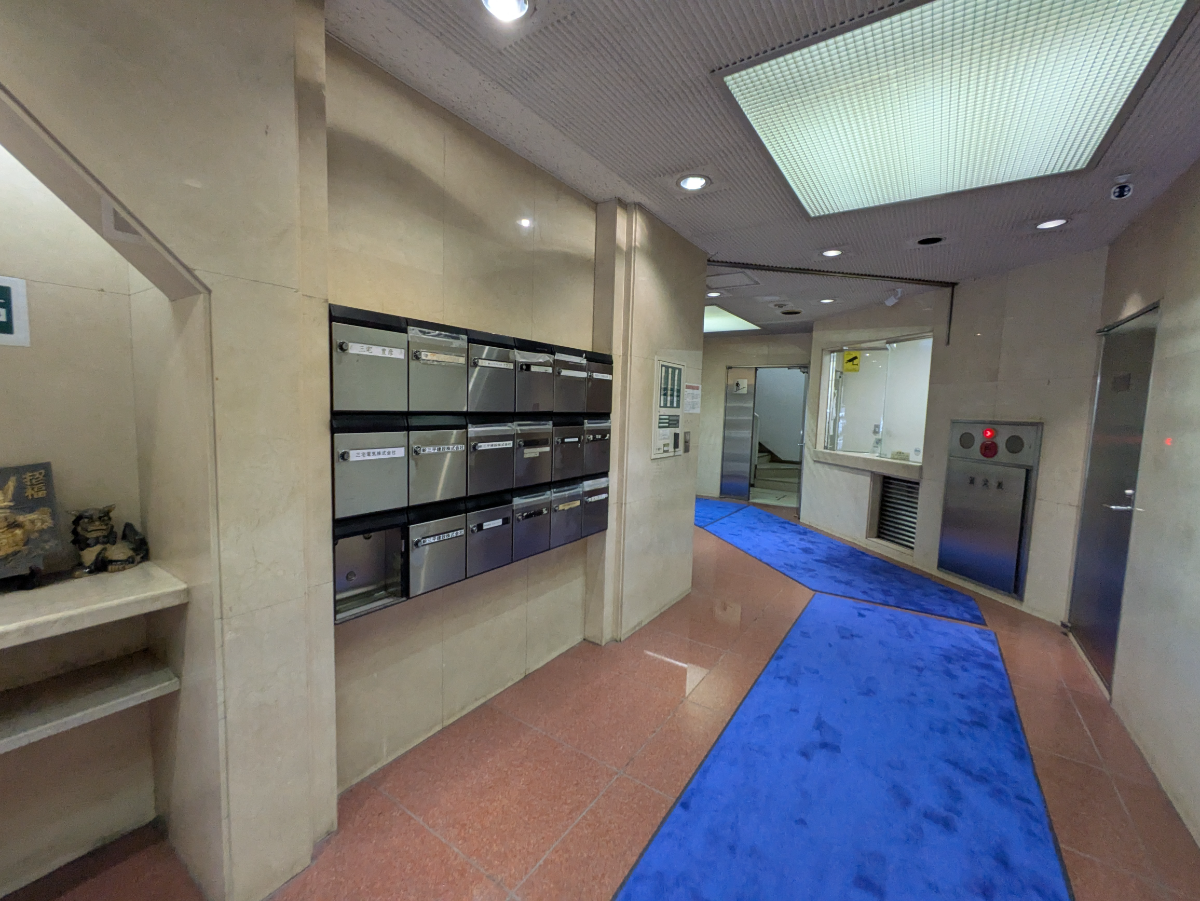 v20251009150657/fresh/building/J00100385225_11