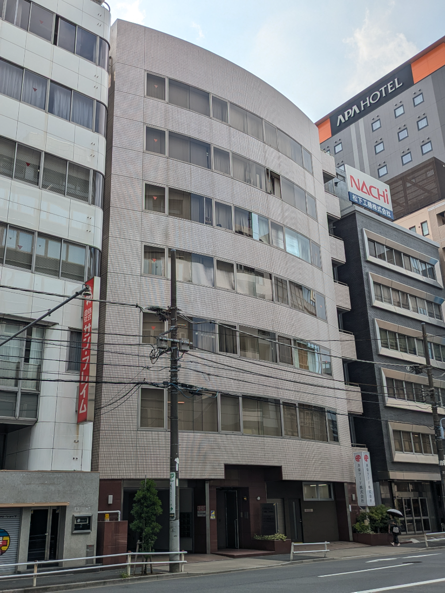 v20251009150657/fresh/building/J00100385225_8