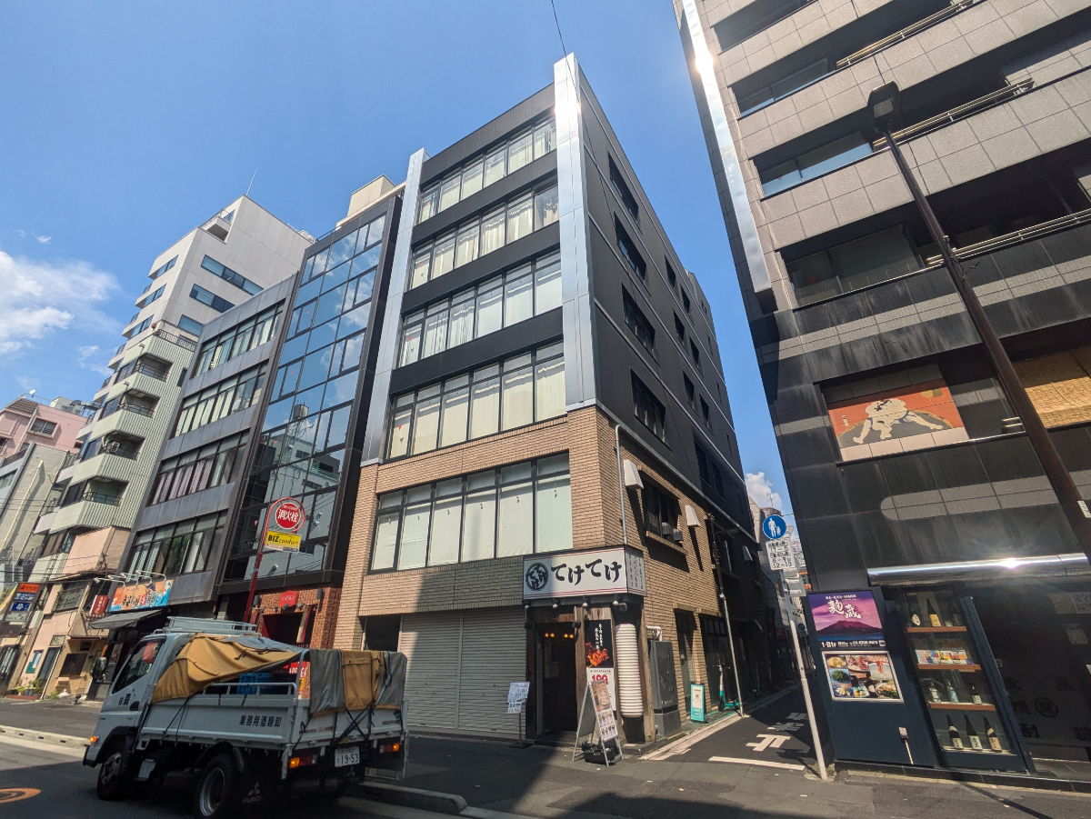 v20251009150657/fresh/building/J00100388898_5