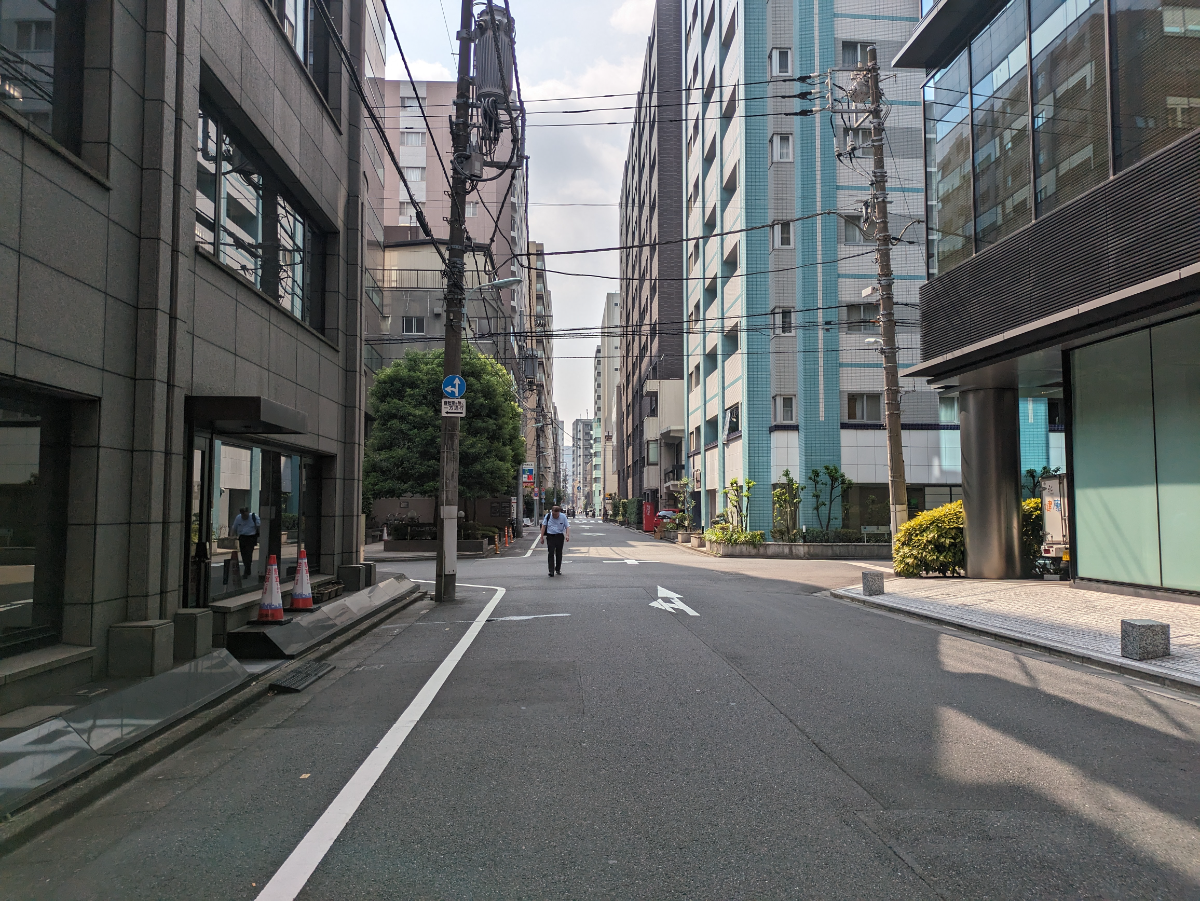 v20251009150657/fresh/building/J00100390097_11