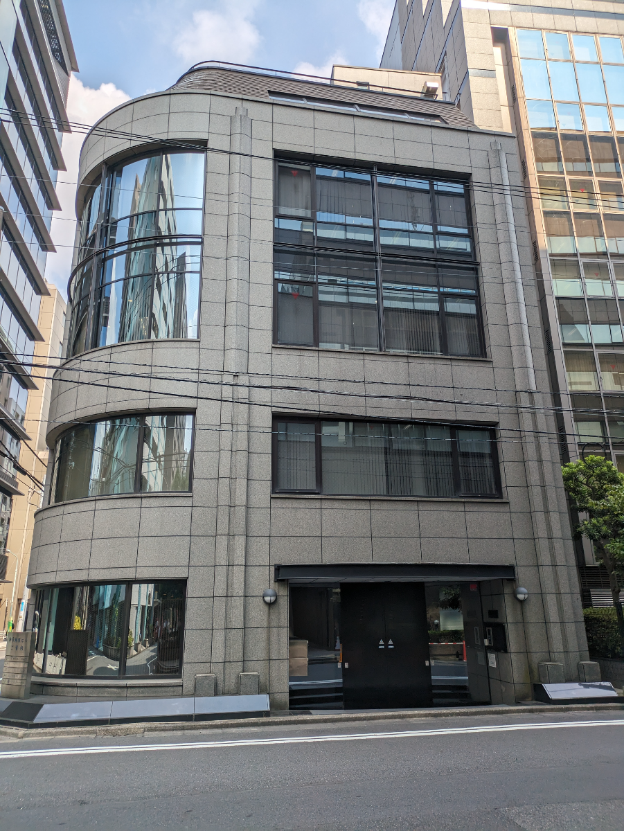 v20251009150657/fresh/building/J00100390097_7
