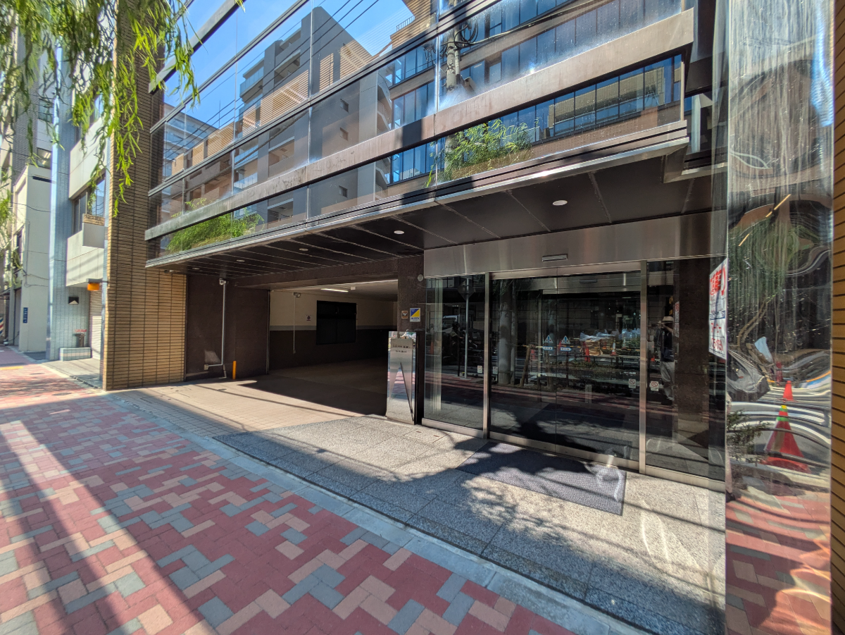 v20251009150657/fresh/building/J00100390603_16