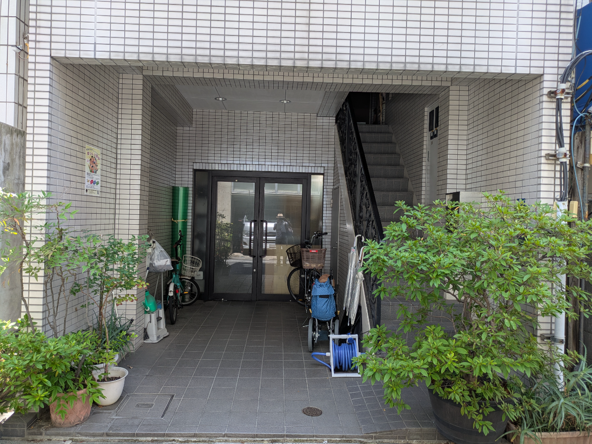 v20251009150657/fresh/building/J00100401659_3
