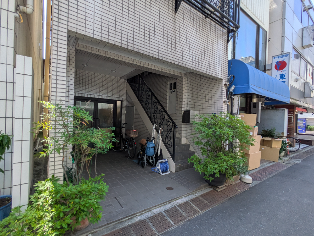 v20251009150657/fresh/building/J00100401659_8