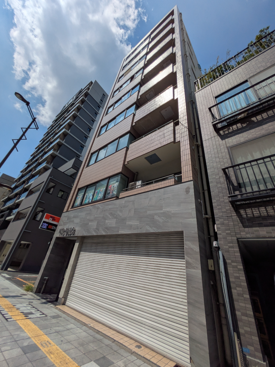 v20251009150657/fresh/building/J00100402817_10