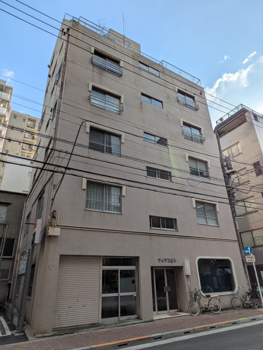 v20251009150657/fresh/building/J00100405162_7