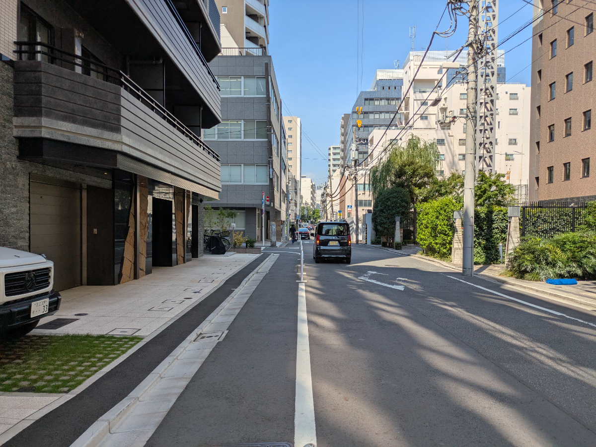 v20251009150657/fresh/building/J00100405385_2