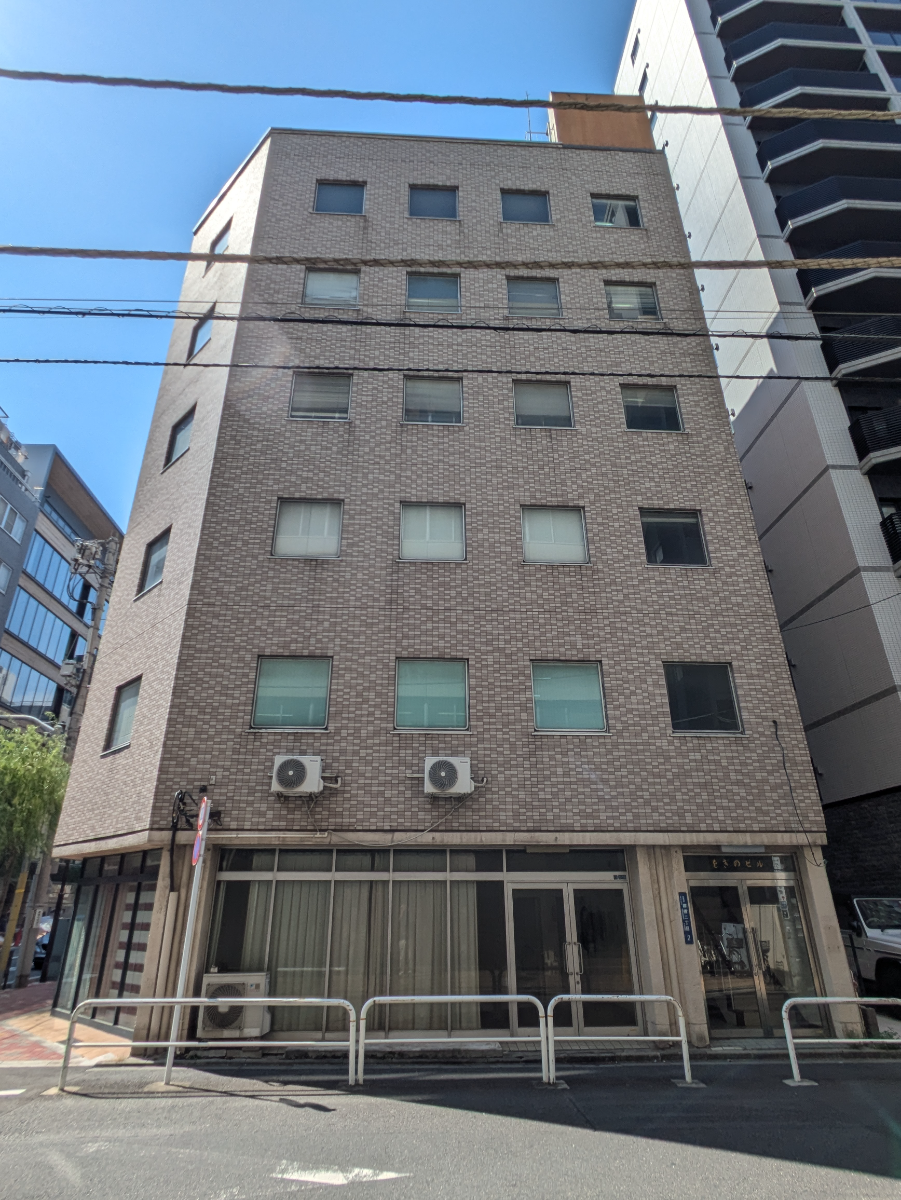 v20251009150657/fresh/building/J00100405385_7