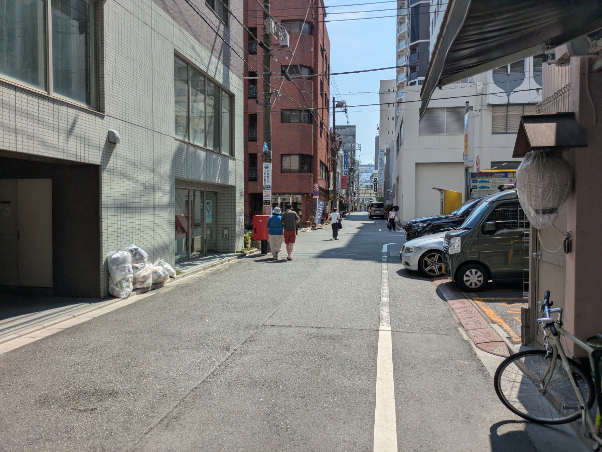v20251009150657/fresh/building/J00100406141_13
