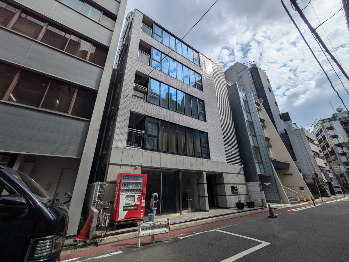 v20251009150657/fresh/building/J00100413651_10