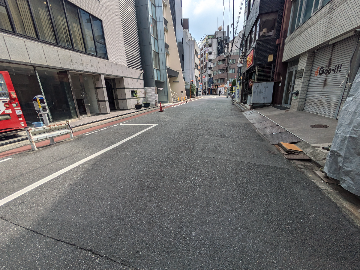 v20251009150657/fresh/building/J00100413651_14