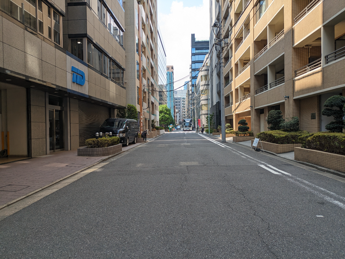 v20251009150657/fresh/building/J00100419063_2