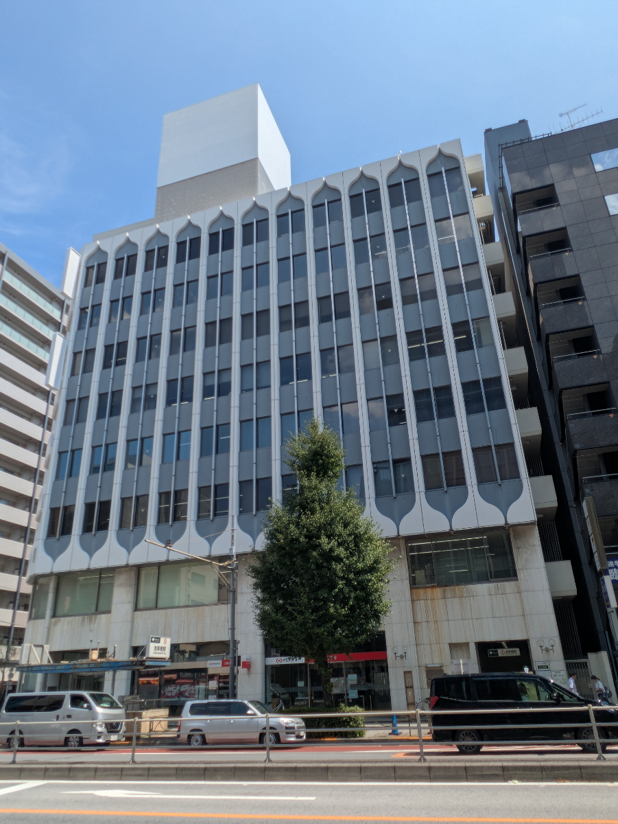 v20251009150657/fresh/building/J00100609403_8