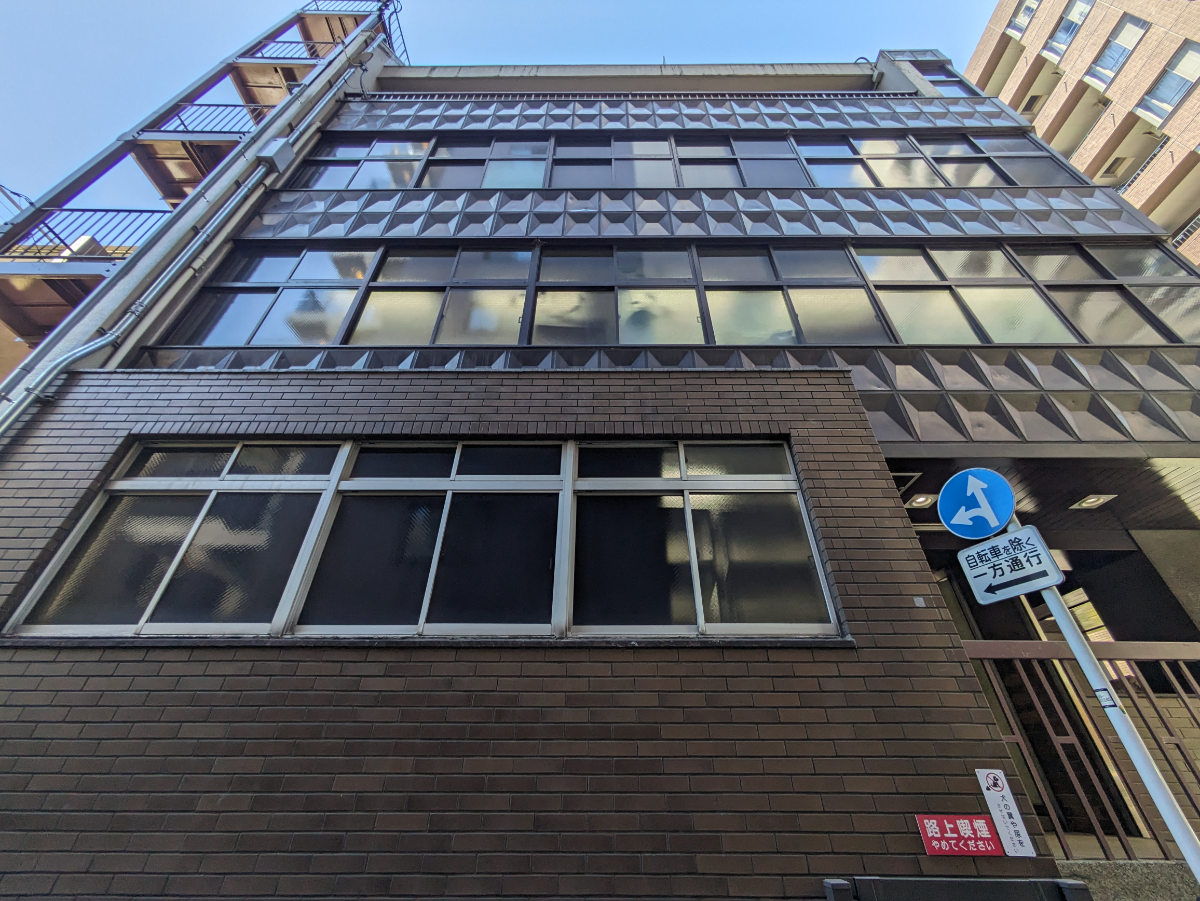 v20251010150707/fresh/building/J00100370341_6