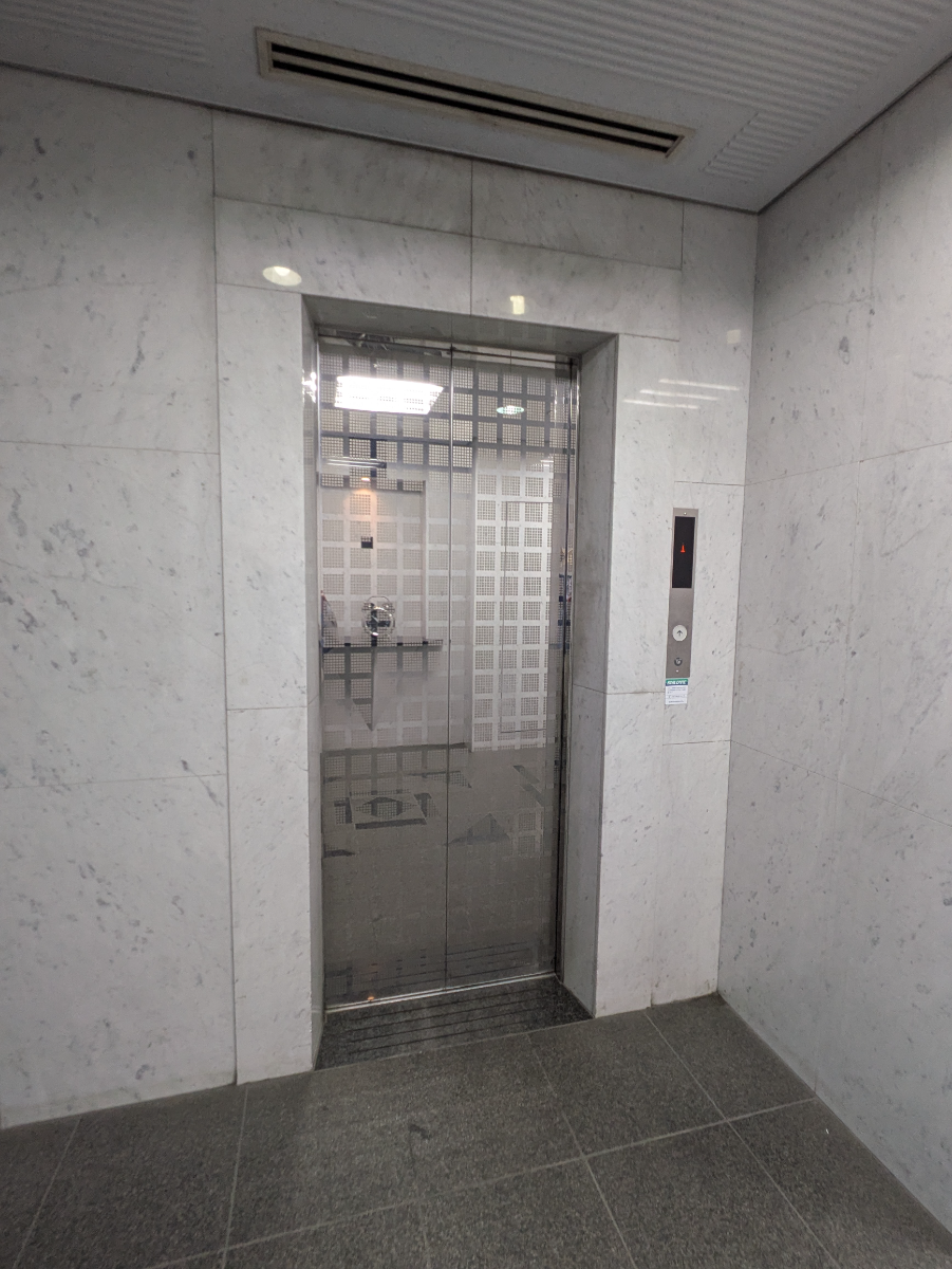 v20251010150707/fresh/building/J00100370966_4