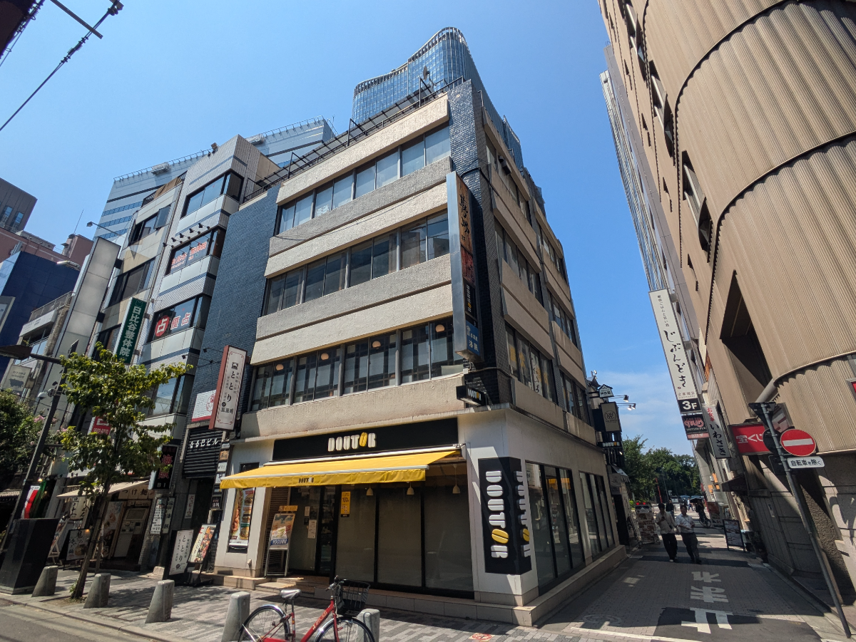 v20251010150707/fresh/building/J00100371874_1